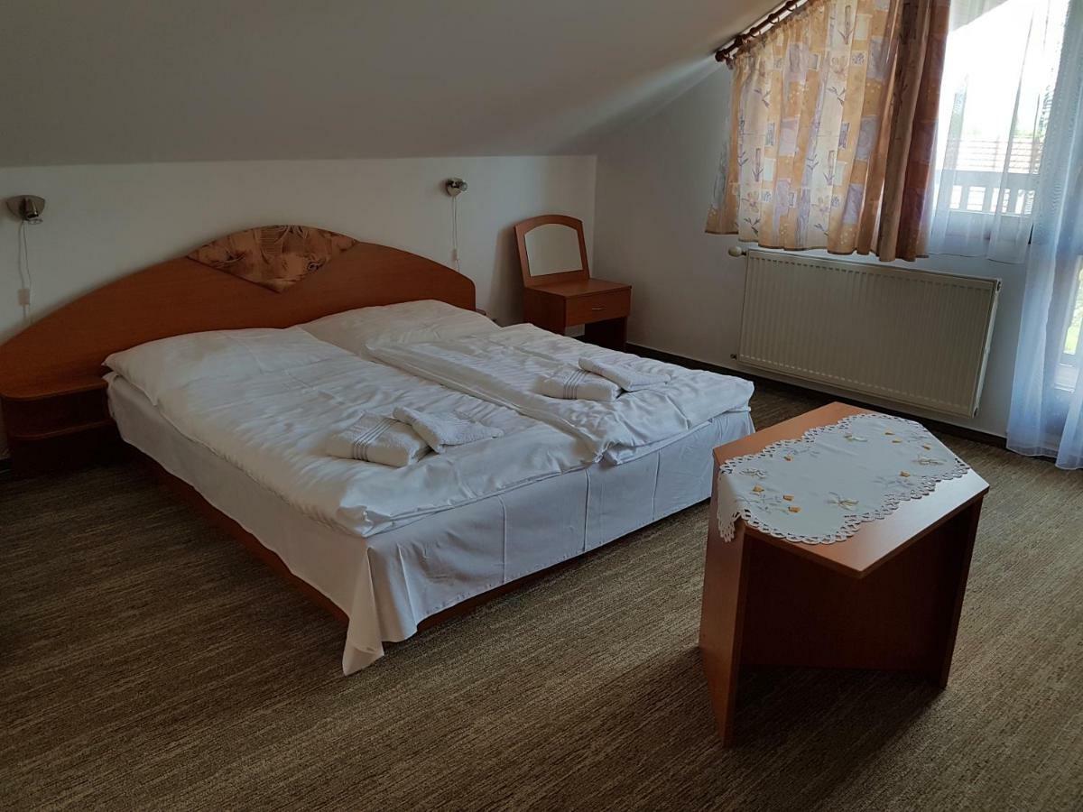 Guest House Boba Štrba الغرفة الصورة